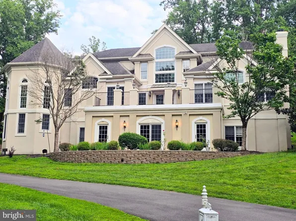 720 Foxtail Ct, New Hope, PA 18938