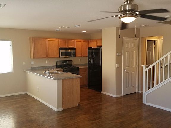3rd image of 5961 Ambleshire Ave