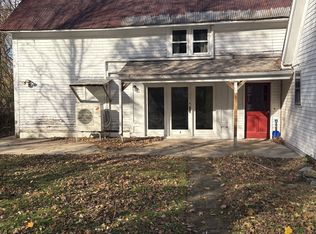 40 Maple St APT 3, Contoocook, NH 03229