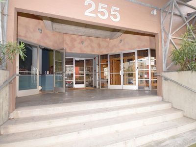 255 3rd St APT 202, Oakland, CA, 94607