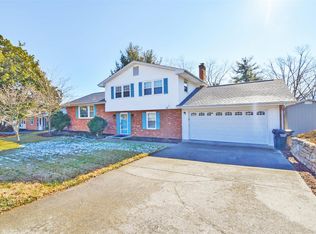 5012 Cave Spring Cir, Roanoke, VA 24018