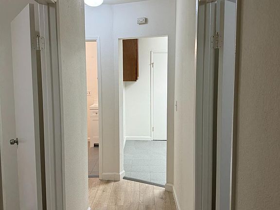 3rd image of 628 21st St