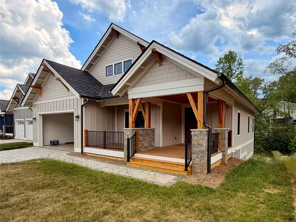 125 Starwood Valley Trl, Arden, NC 28704