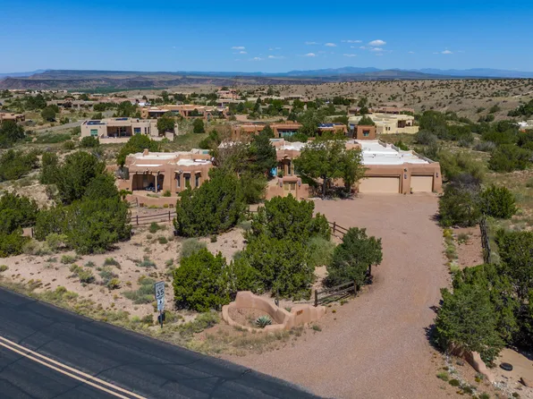 24 Camino Manzano, Placitas, NM 87043