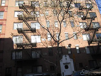 Rented by City Connections Realty