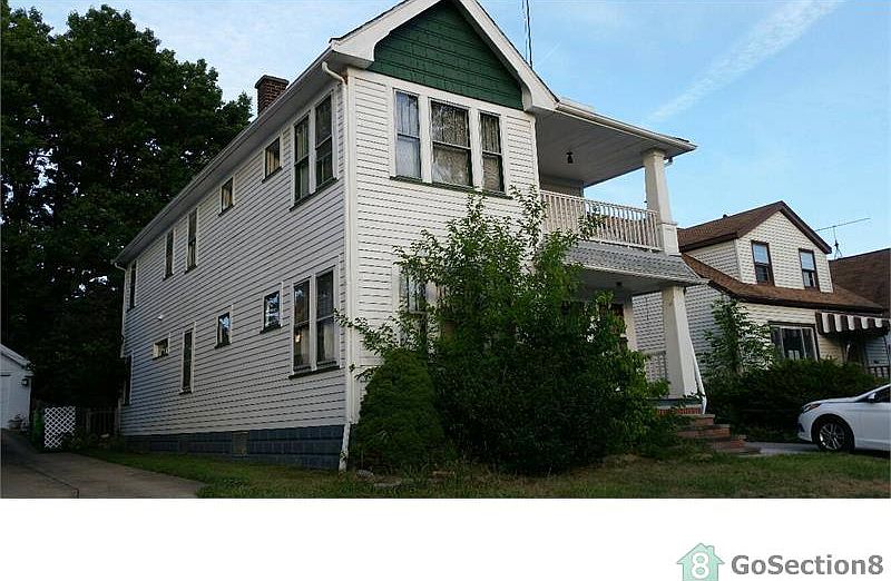 1st image of 4883 E 95th St