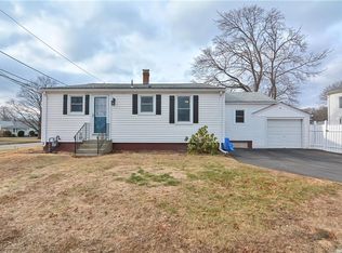 74 Kelly St, Lincoln, RI 02865