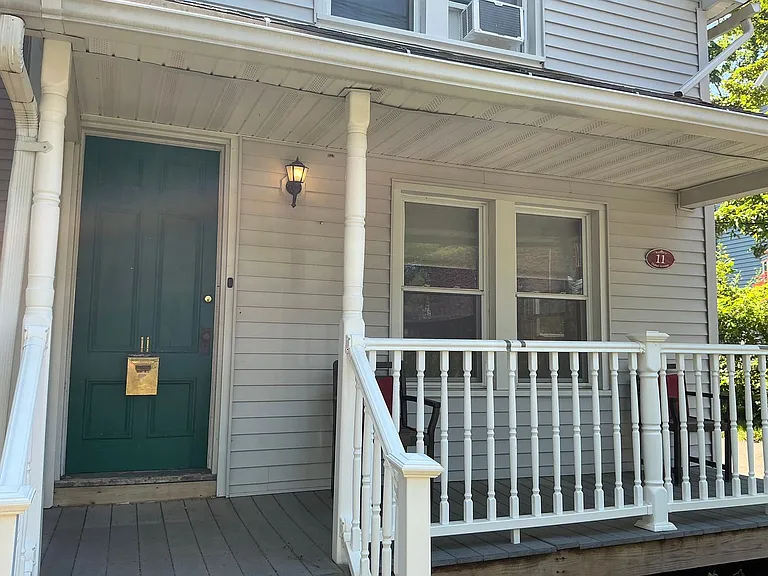 11 Huber Ave — Photo 3