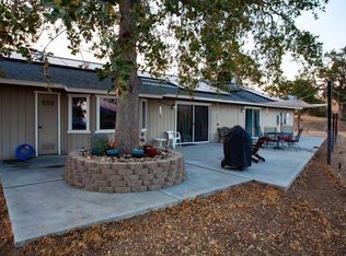 23501 Loper Valley Ln, Prather, CA 93651