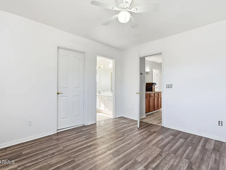 1166 E Stottler Dr — Photo 19