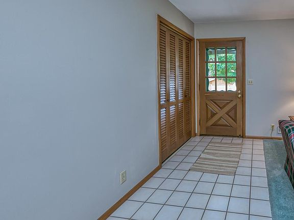 3rd image of 505 Unique Dr