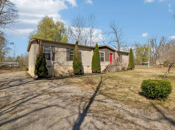 89 Poplar Dr, Beechgrove, TN 37018