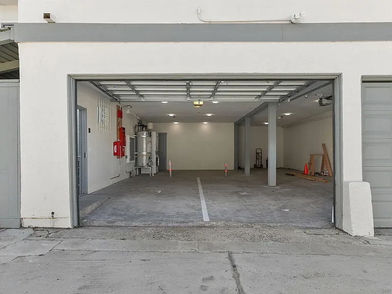 520 Pearl St #2 — Photo 16