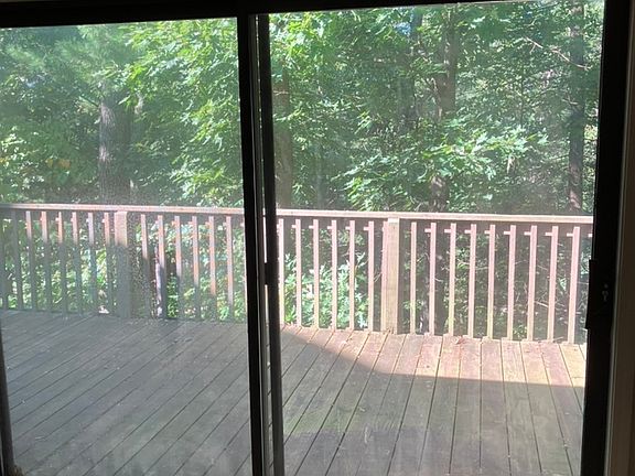 4th image of 5 Overlook Court #5