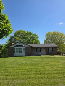 663 Homestead Ln, Villa Ridge, MO, 63089