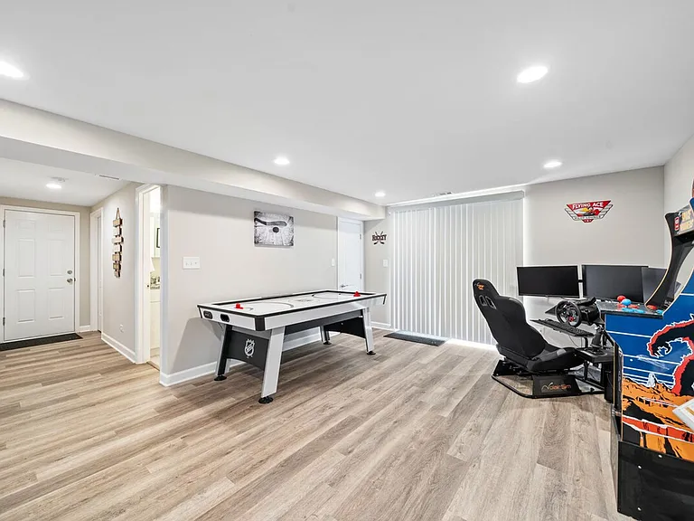 Building's Lounge
