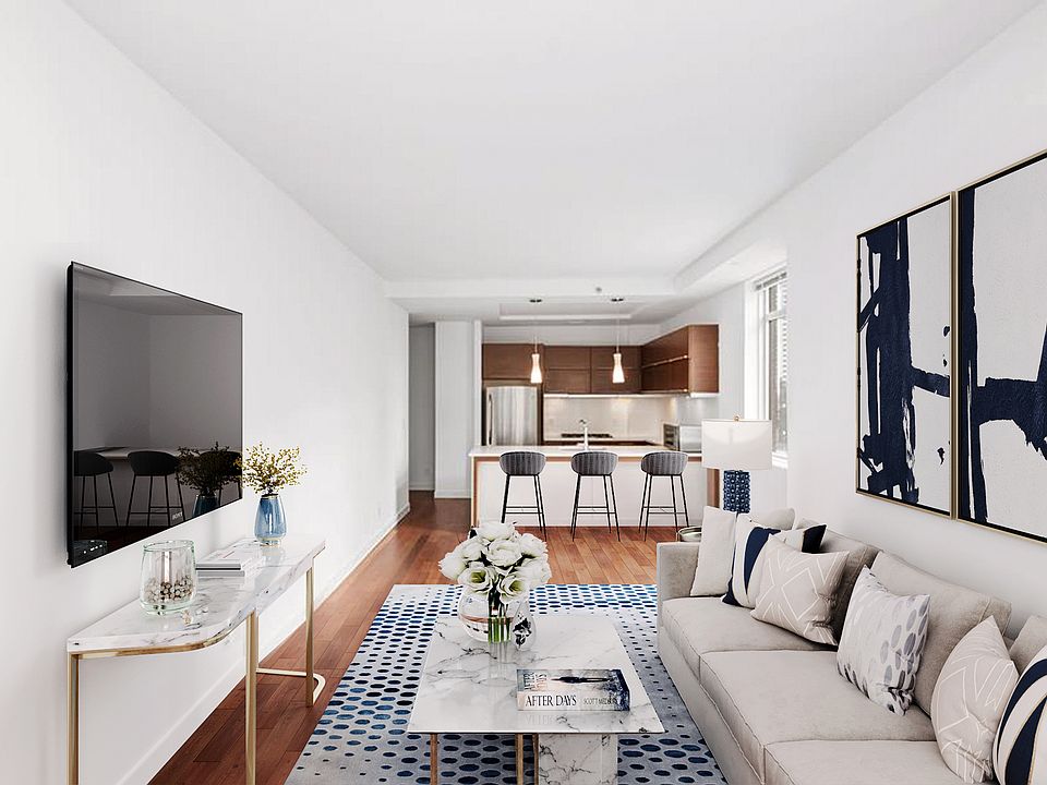 1st image of 4117 Crescent St APT 6A