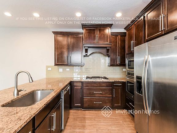 4th image of 63 Canary Palm Ct