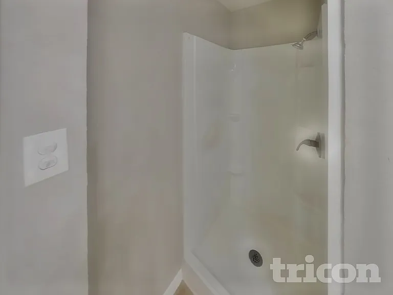824 Hollow Creek Rd — Photo 12
