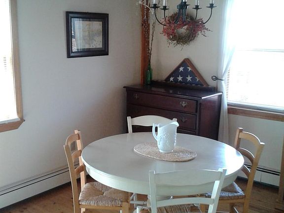 Dining room overlooking Ell Pond