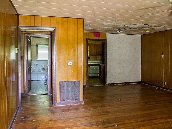 4th image of 434 Trichelle St