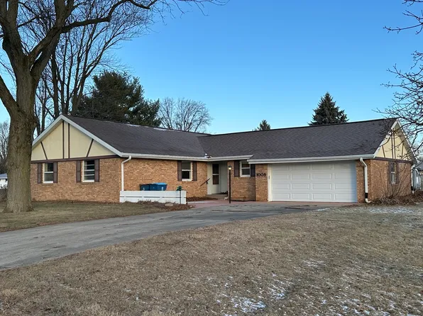1008 Hilltop Dr, Morrison, IL 61270