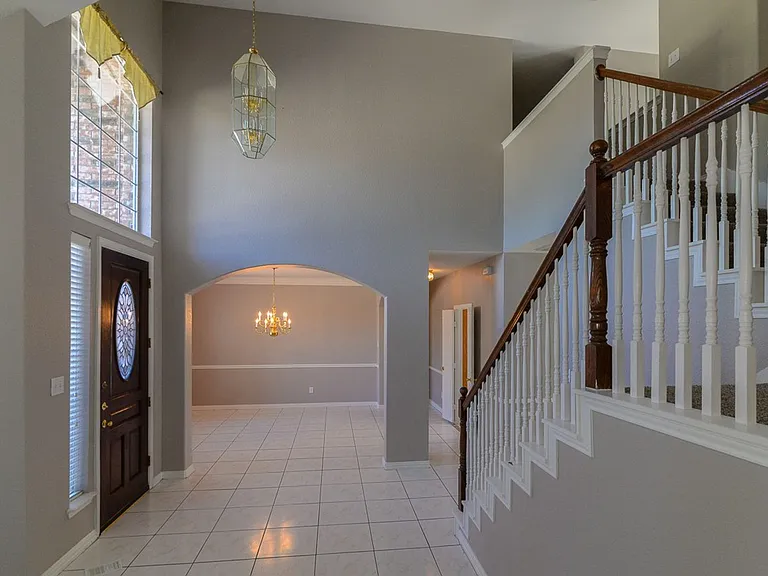 9605 Pinehurst Dr — Photo 14