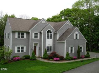 77-A Long Meadow Hill Rd, Brookfield, CT 06804