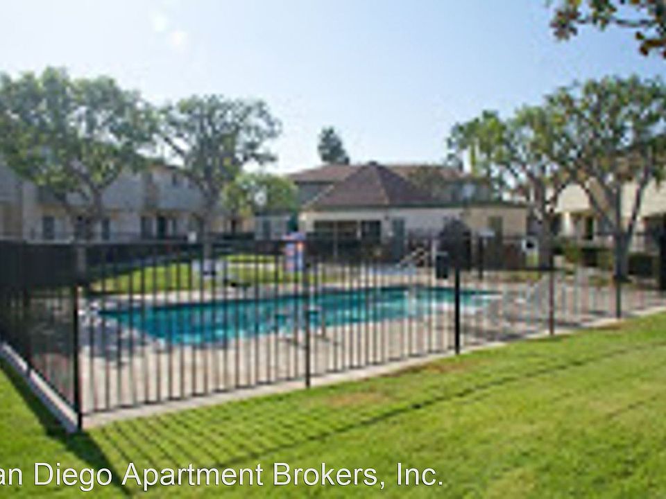 1st image of 950 Somagnolia Ave #13