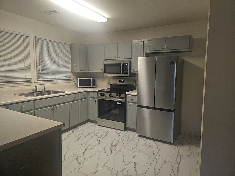 9 Cone Crest Ct — Photo 2