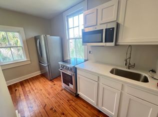 30 Chapel St APT 2, Charleston, SC 29403