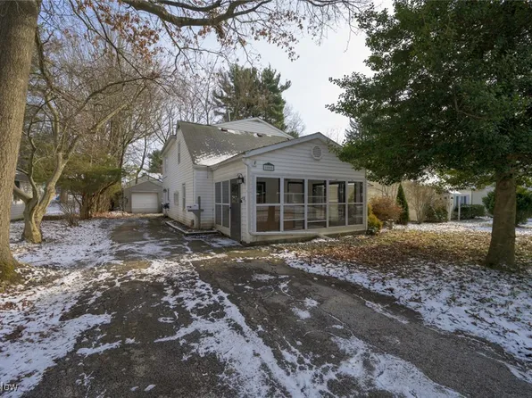 1005 Vine St, Kent, OH 44240