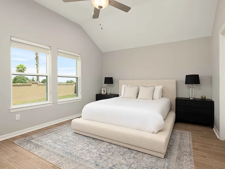 14232 Belterra Dr — Photo 36