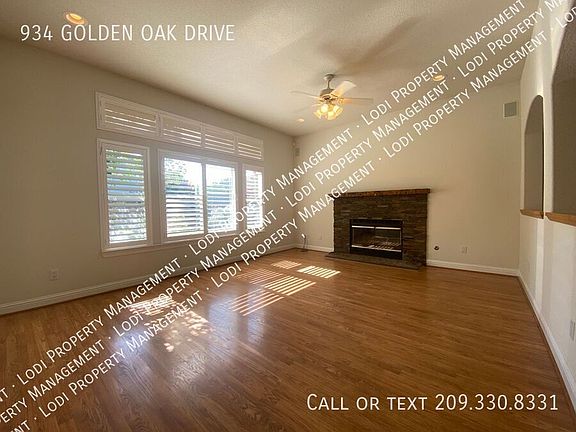 5th image of 934 Golden Oak Dr