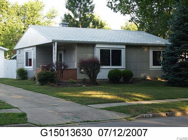 1st image of 419 N 3rd St