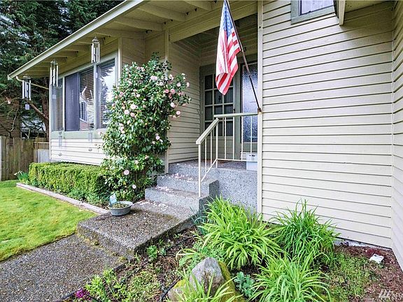 View as you walk toward front door & porch!
