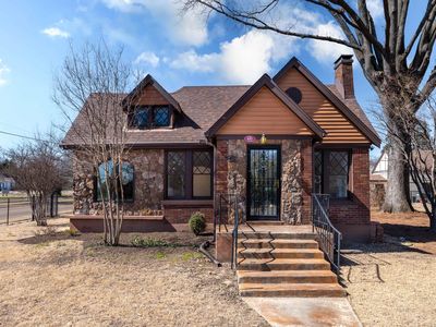 845 University St, Memphis, TN, 38107