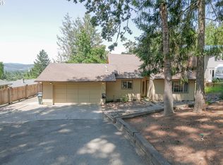 7066 S East St, Springfield, OR 97478