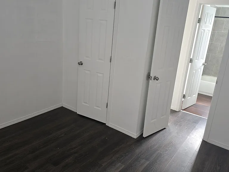 1209 N 10th St — Photo 3