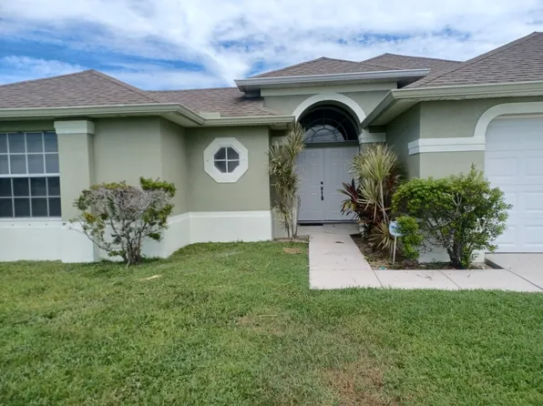 3511 NW 8th Ter, Cape Coral, FL 33993