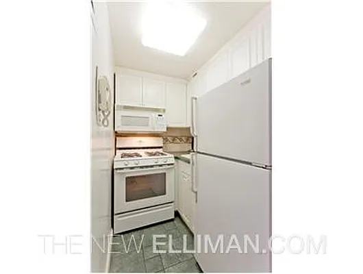 Sold by Douglas Elliman | media 23