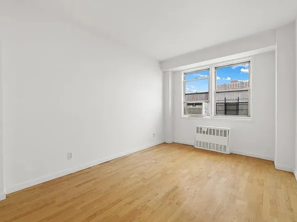 30 West 141st Street image 7 of 11