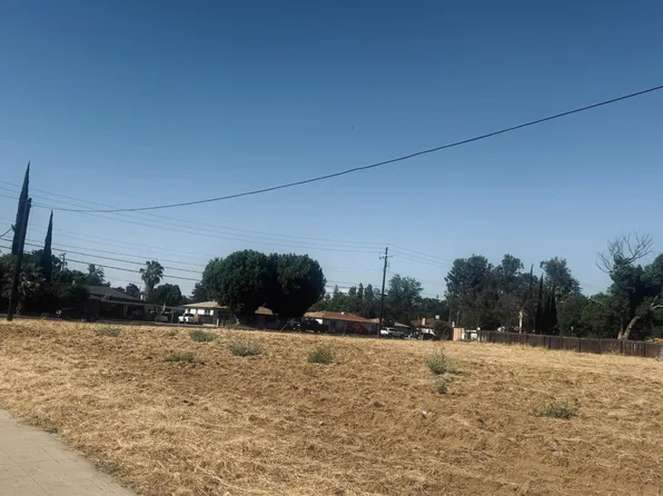 127 S Fine Ave, Fresno, CA 93727