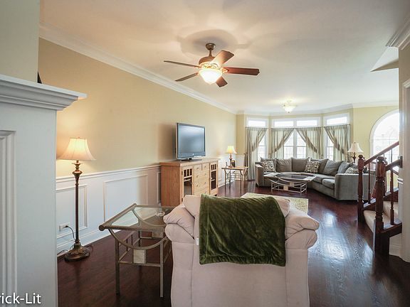 5th image of 17933 Fountain Cir