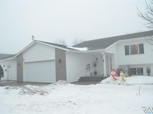 125 W Charish St, Tea, SD 57064