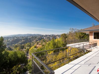 2485 Wild Oak Dr, Los Angeles, CA, 90068