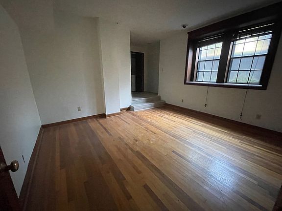 5th image of 4611 Woodlawn Dr #2B-2Ba-1809Sqft