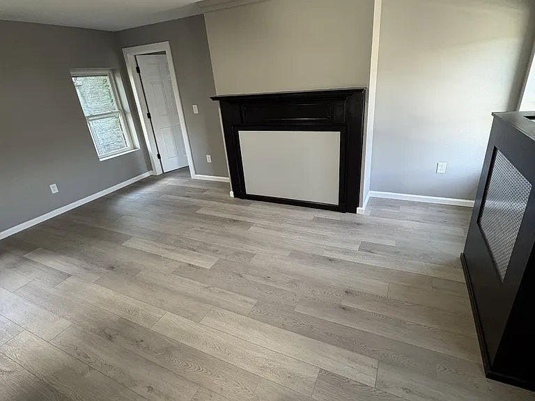 662 2nd Ave #4 — Photo 6