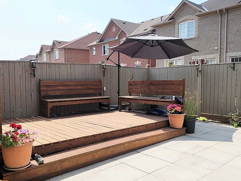 10 Palleschi Dr #UPPER — Photo 17