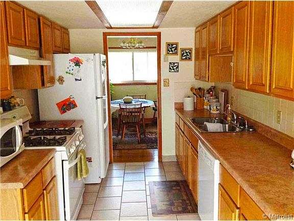 5th image of 2377 S Patton Ct
